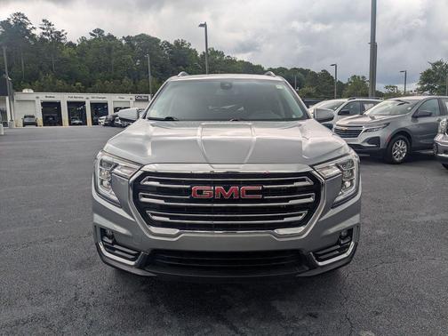Sterling Metallic 2023 GMC Terrain SLT