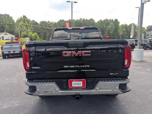 Onyx Black 2025 GMC Sierra 1500 SLT