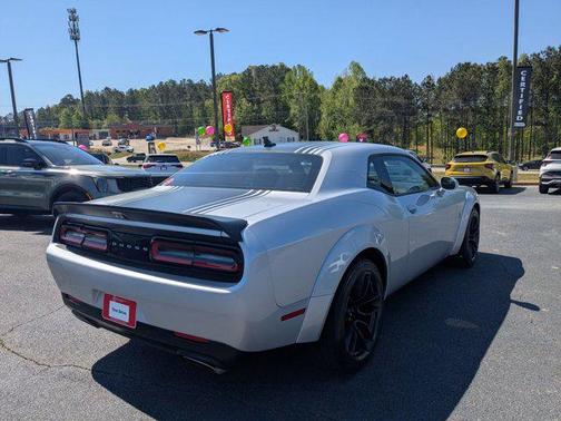 2022 Dodge Challenger R/T Scat Pack Widebody