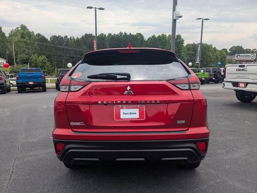 Red Diamond 2024 Mitsubishi Eclipse Cross LE