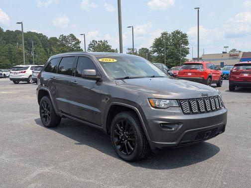 2021 Jeep Grand Cherokee Laredo