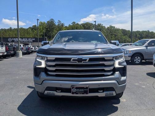 Sterling Gray Metallic 2024 Chevrolet Silverado 1500 High Country