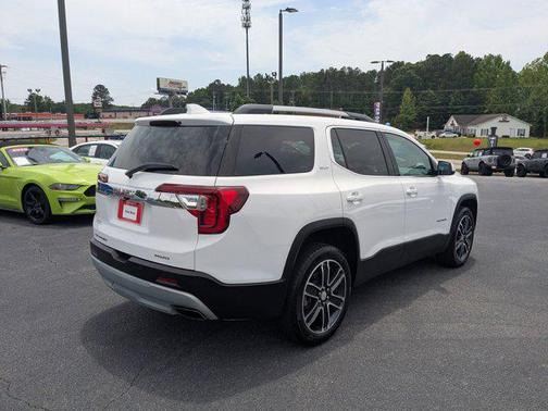 2023 GMC Acadia AWD SLT
