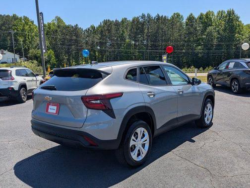 Sterling Gray Metallic 2024 Chevrolet Trax LS