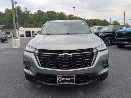 Sterling Gray Metallic 2023 Chevrolet Traverse RS