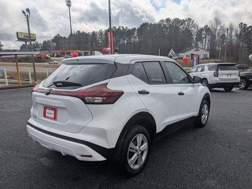 2024 Nissan Kicks S