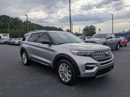 Iconic Silver Metallic 2021 Ford Explorer Limited