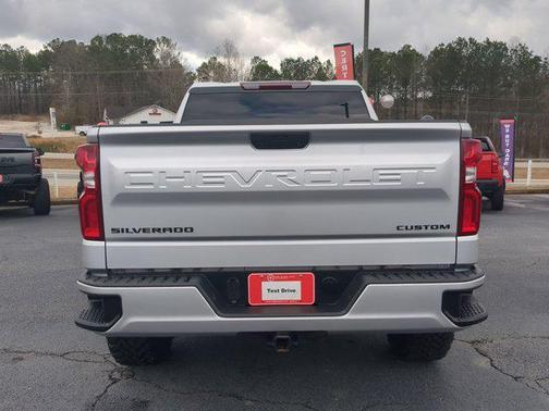 2021 Chevrolet Silverado 1500 Custom