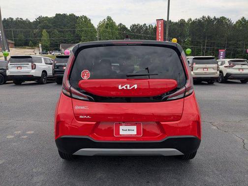 Inferno Red 2025 Kia Soul LX