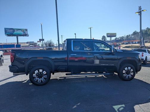 Onyx Black 2024 GMC Sierra 2500 Denali