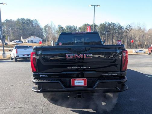 Onyx Black 2024 GMC Sierra 2500 Denali