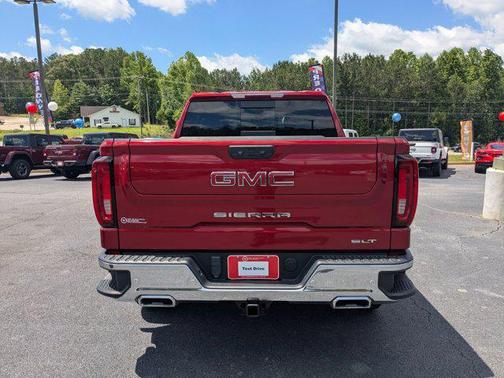 2022 GMC Sierra 1500 SLT