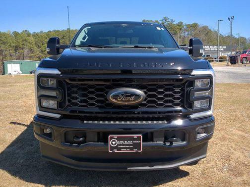 2025 Ford F-350 Lariat