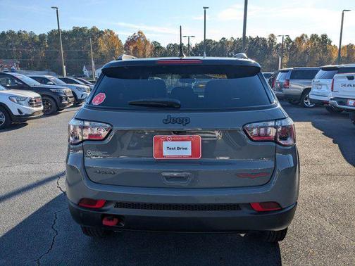 2024 Jeep Compass Trailhawk