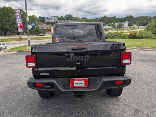 2022 Jeep Gladiator Altitude 4x4
