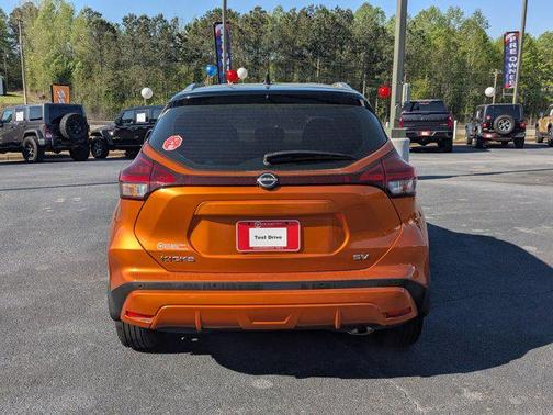 2023 Nissan Kicks SV