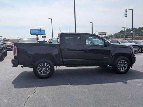 2022 GMC Canyon Base