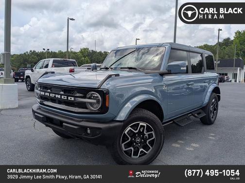Azure Gray Metallic Tri-Coat 2024 Ford Bronco Outer Banks