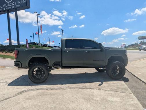 Onyx Black 2025 GMC Sierra 2500 Denali