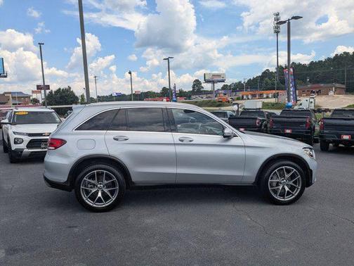 2021 Mercedes-Benz GLC 300 4MATIC