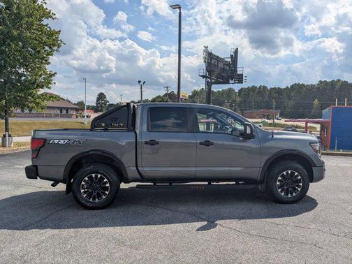 2021 Nissan Titan PRO-4X