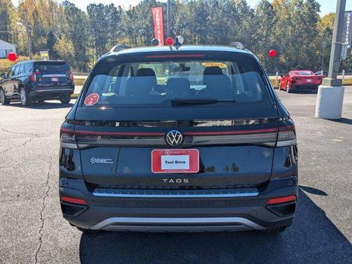 2025 Volkswagen Taos 1.5T S