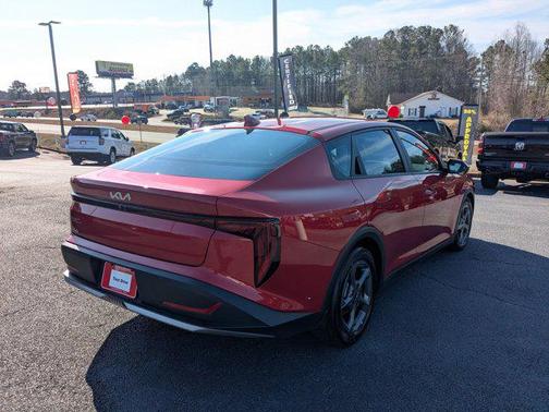 2025 Kia K4 LXS