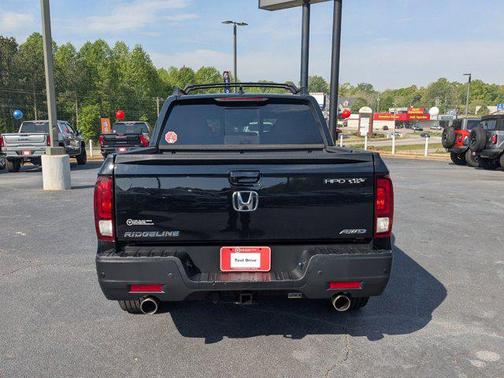 2022 Honda Ridgeline Black