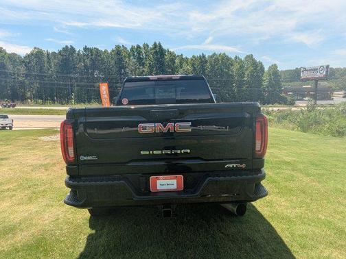 2023 GMC Sierra 2500 AT4