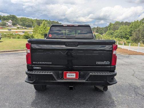 2022 Chevrolet Silverado 2500 High Country