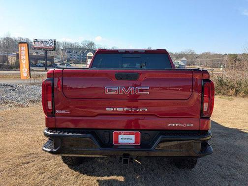 2024 GMC Sierra 1500 AT4X