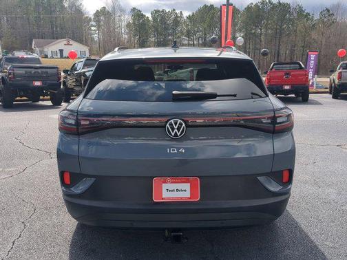 2023 Volkswagen ID.4 Pro