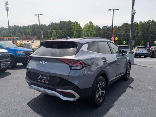 Everlasting Silver 2025 Kia Sportage EX