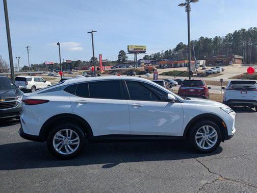 2025 Buick Envista Preferred FWD