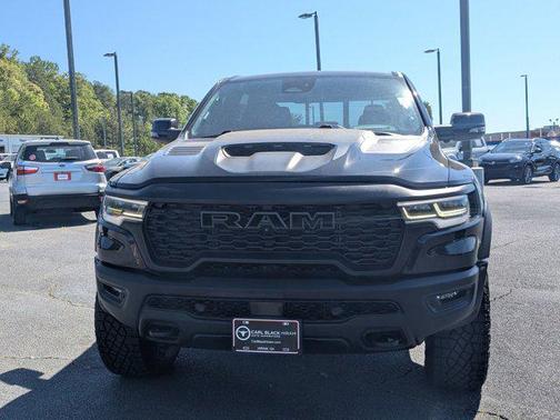 Diamond Black Crystal Pearlcoat 2025 RAM 1500 RHO Crew Cab 4x4 5'7' Box