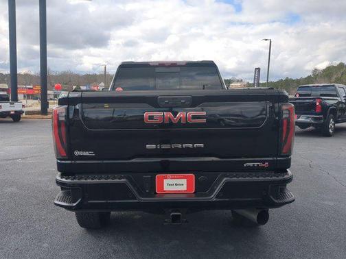 2024 GMC Sierra 2500 AT4