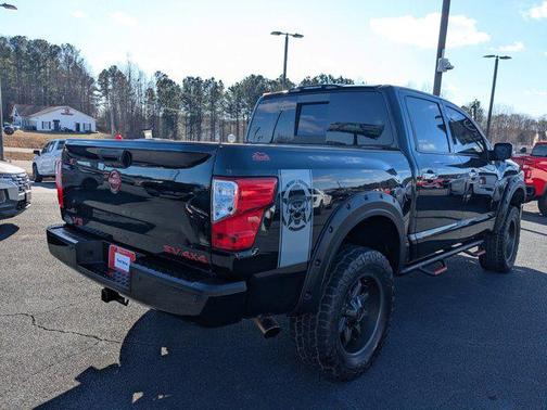 2018 Nissan Titan SV
