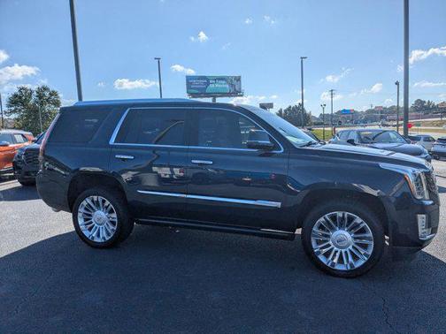 2019 Cadillac Escalade Platinum