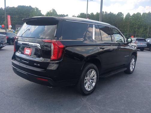 Onyx Black 2024 GMC Yukon SLE