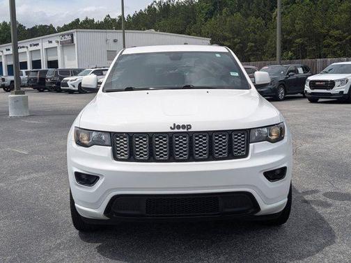 2021 Jeep Grand Cherokee Laredo
