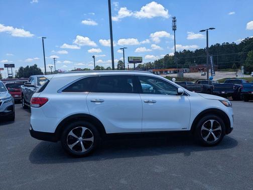 Snow White Pearl 2017 Kia Sorento EX