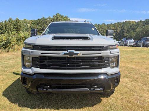 2024 Chevrolet Silverado 2500 Custom