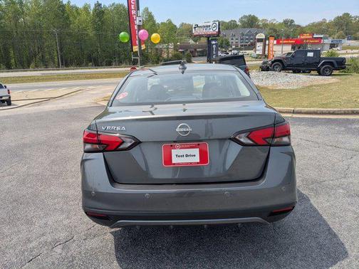 2025 Nissan Versa 1.6 SV