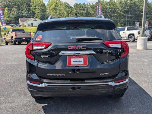 2022 GMC Terrain Denali