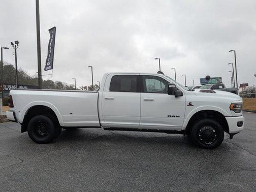 2024 RAM 3500 Limited Crew Cab 4x4 8' Box