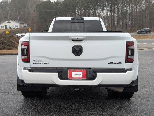 2024 RAM 3500 Limited Crew Cab 4x4 8' Box