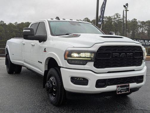 2024 RAM 3500 Limited Crew Cab 4x4 8' Box