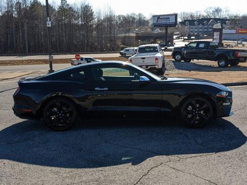 2023 Ford Mustang EcoBoost