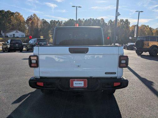 2021 Jeep Gladiator Freedom 4x4