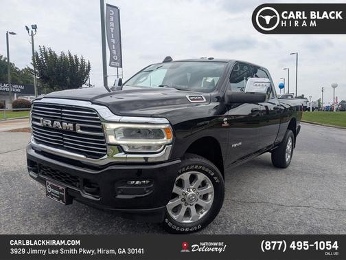 Diamond Black Crystal Pearlcoat 2023 RAM 2500 Laramie Crew Cab 4x4 6'4' Box